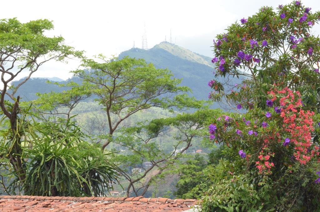 The Buena Vista Kandy Exterior photo