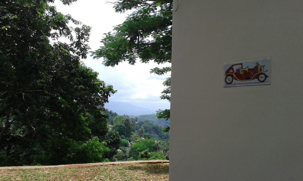 The Buena Vista Kandy Exterior photo