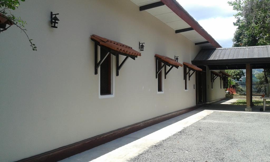 The Buena Vista Kandy Exterior photo